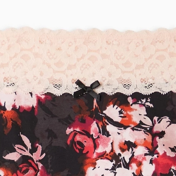 TORRID Wide Lace Trim Cotton Veronica Floral Boyshort Panty NEW Size 2X - Picture 3 of 9